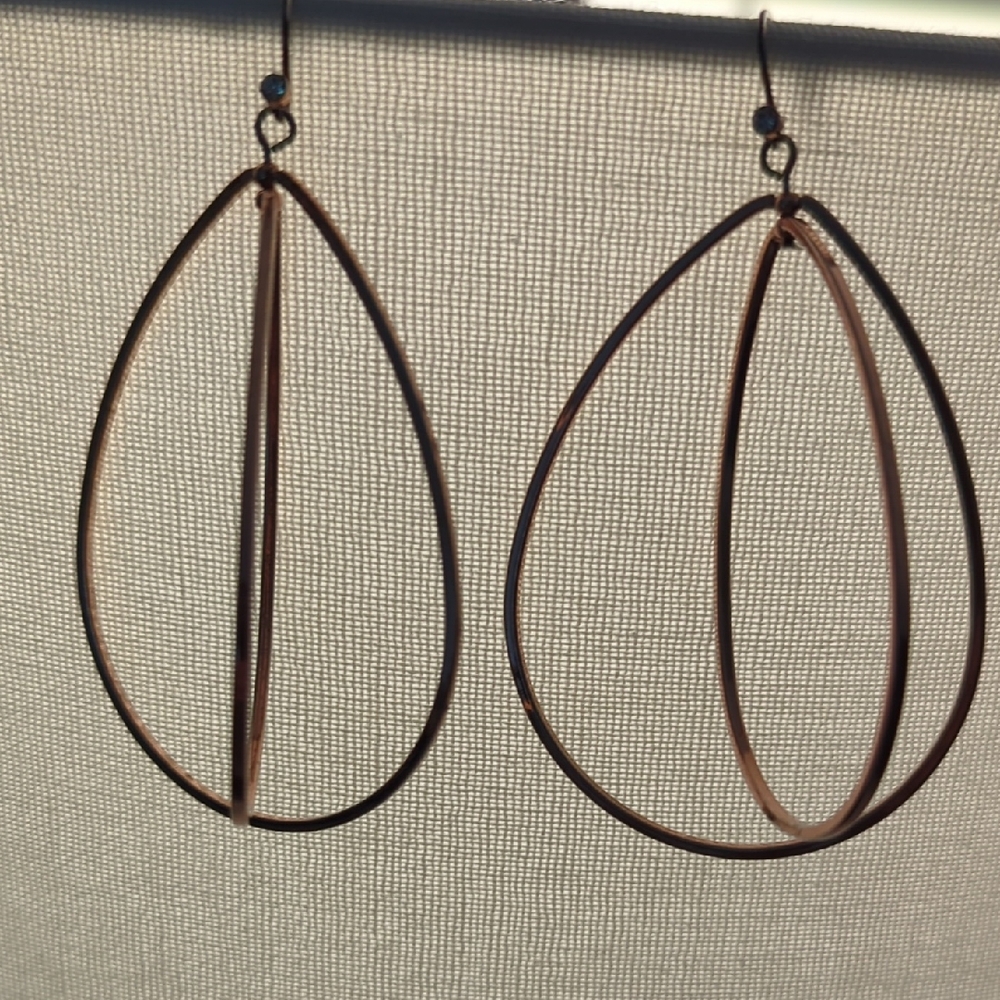 Elegant Teardrop Hoop Earrings